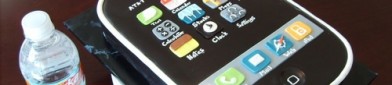 堪比真机如何下口？ 蛋糕版iPhone出炉？蛋糕图片